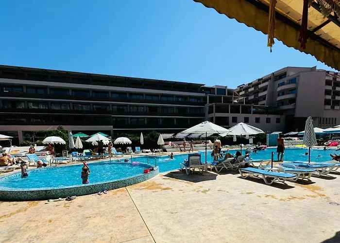 Grenada 322c Sunny Апартаменты